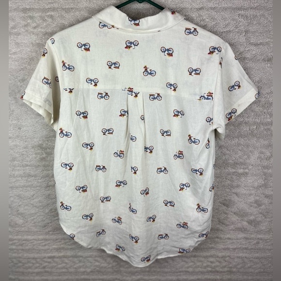 RAE DUNN Bicycle Flowers in Basket Linen Button Up Shirt Medium Novelty Print - Picture 12 of 16